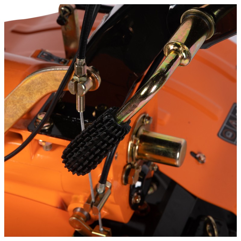 Motocultor DZ-M124 - 7 CP, 212CC + plug + adaptor + roti metalice